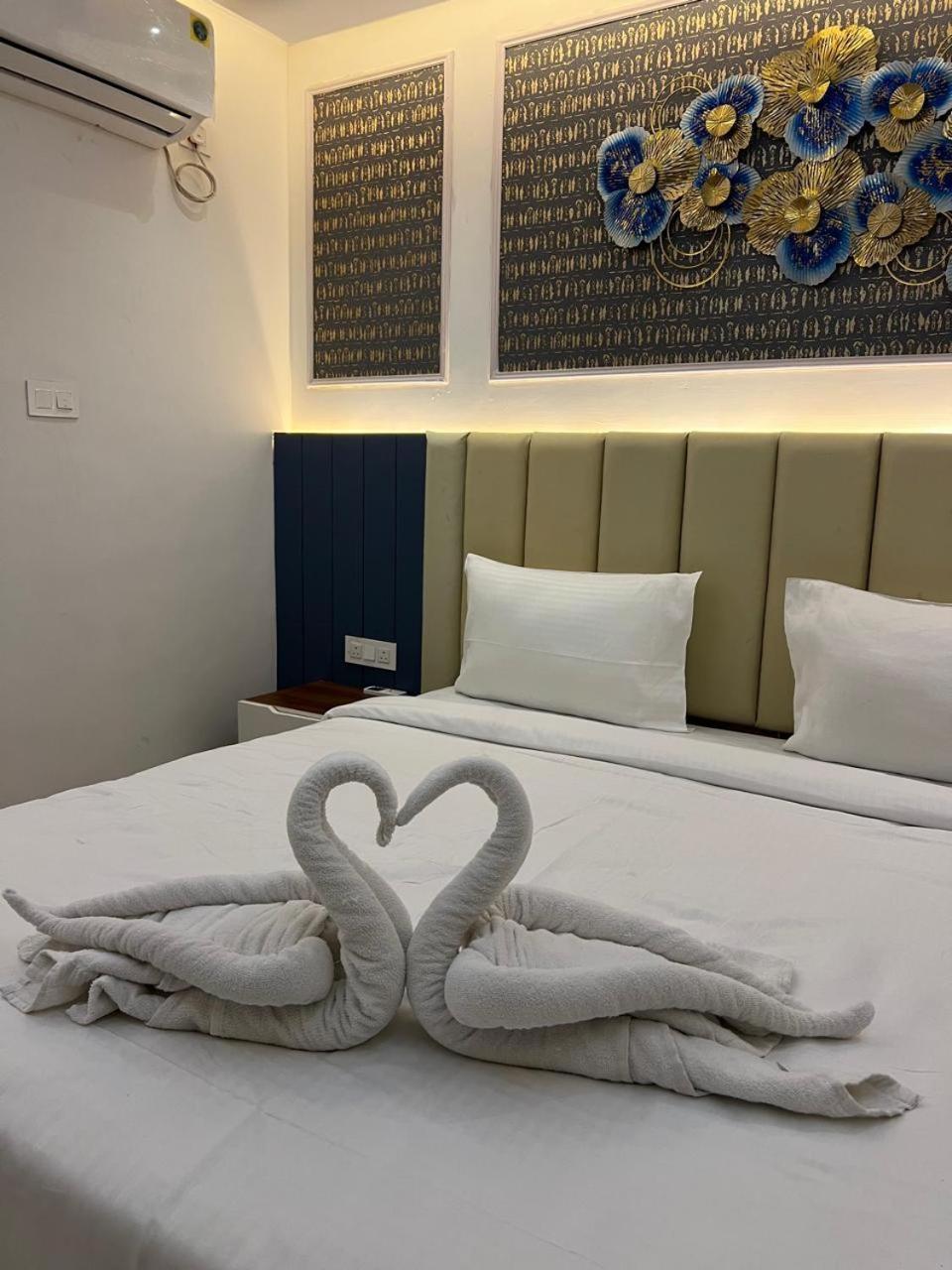 Snr Venus Hotels ティルパティ エクステリア 写真